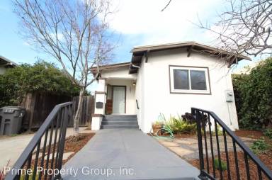 Main picture of 382 43rd St