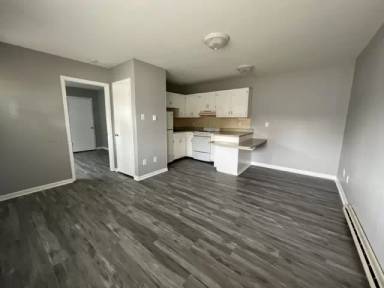 Main picture of Pine Manor Apartments