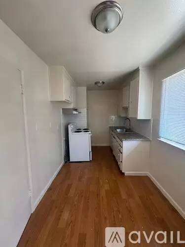 Main picture of 4222 Central Ave