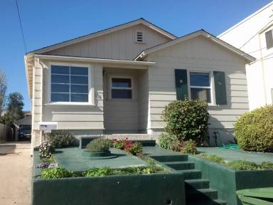 Main picture of 236 Van Buren St