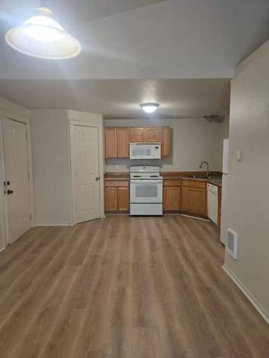 Main picture of 803 SE Kierra Pl