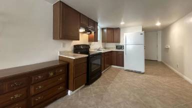 Main picture of 510 W Olive Ave