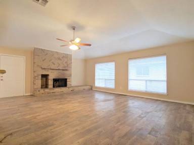 Main picture of 4410 Dawn Creek Ln