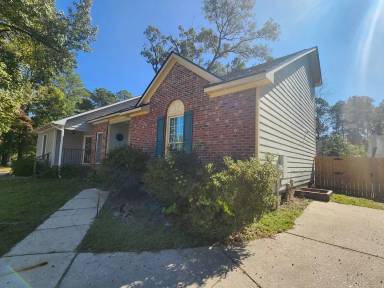 Main picture of 426 Georgetown Cir