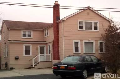 Main picture of 22 Montgomery Ave