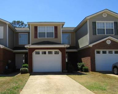 Main picture of 106 - 114 S Springview Dr