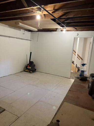 Main picture of 17 Tasman Ln