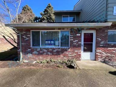 Main picture of 1314 NE Hogan Dr