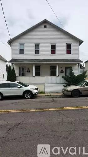 Main picture of 134 Church St