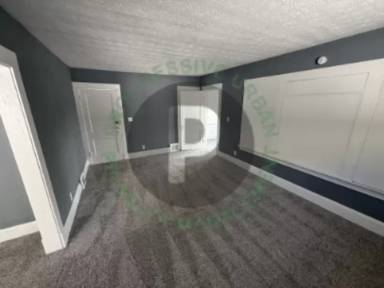 Main picture of 15005 Lucknow Ave