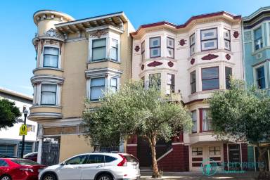 Main picture of 1465 Waller St