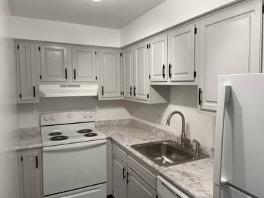 Main picture of 600 Riverside Dr