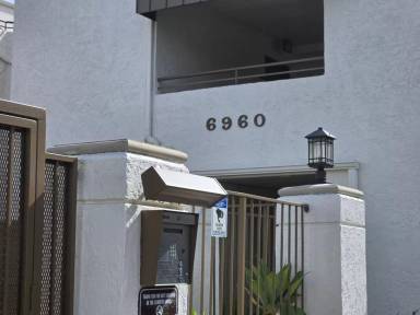 Main picture of 6960 Hyde Park Dr