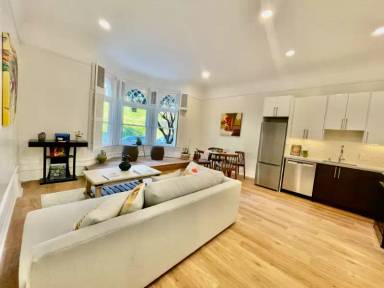 Main picture of 2727 Clay St