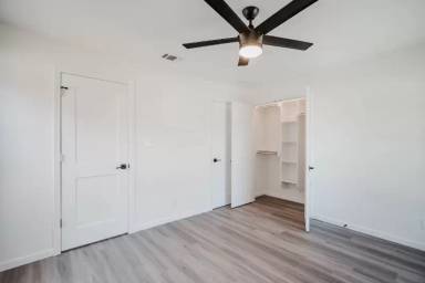 Main picture of 2203 E Rosebud Ave