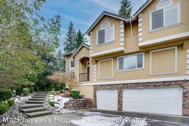 Main picture of 15025 SE 43rd St