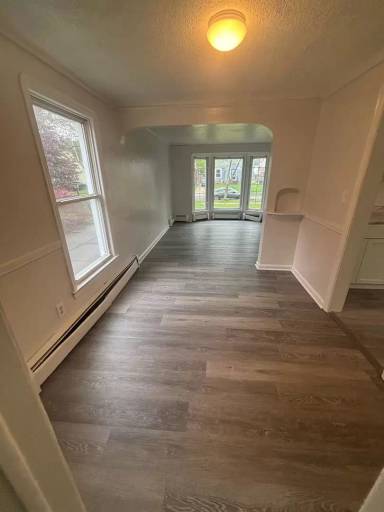 Main picture of 27160 Shoreview Ave