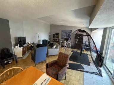 Main picture of 147 Kelton Place