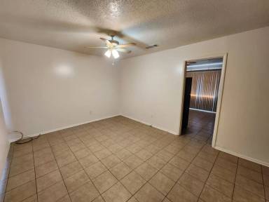 Main picture of 1 Arapaho Ct