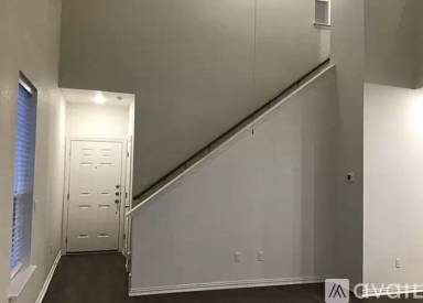 Main picture of 2705 Deerfield Crk