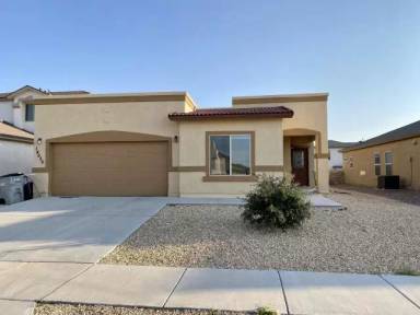 Main picture of 14653 Meadow Lawn