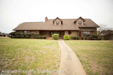 Main picture of 6605 Waverly Dr