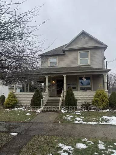 Main picture of 717 N Union St