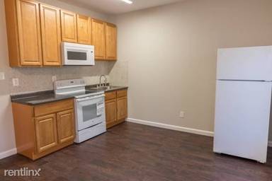 Main picture of 140 Tappan St