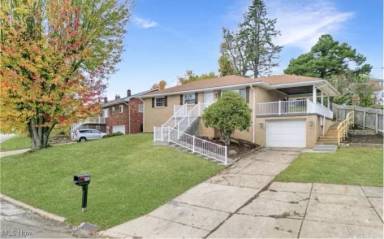 Main picture of 240 Stardust Dr