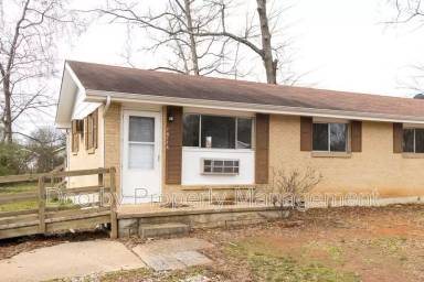 Main picture of 1611 Glowmont Dr