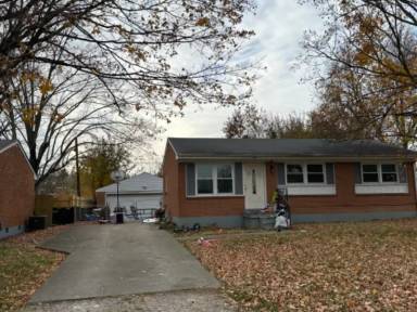 Main picture of 9510 Maple Rd