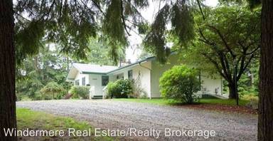 Main picture of 23418 127th Ave NE