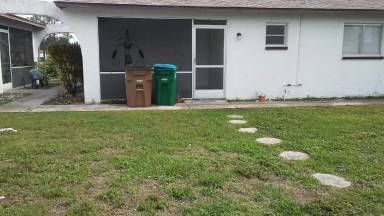 Main picture of 233 SE Van Loon Ter