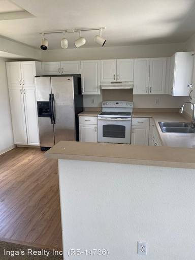 Main picture of 87-1032 Oheohe St