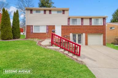 Main picture of 402 Hazelnut Dr