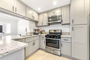 Main picture of 816 N Inglewood Ave