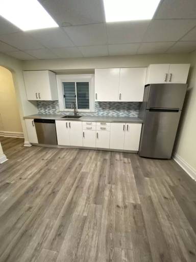 Main picture of 2106 Eccles St