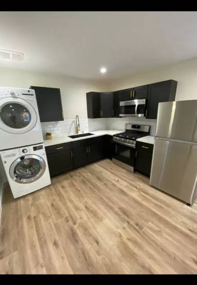 Main picture of 6952 Tampa Ave
