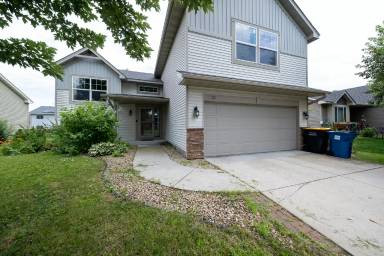 Main picture of 1635 Breton St