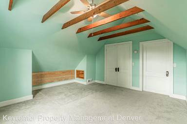 Main picture of 2141 Irving St