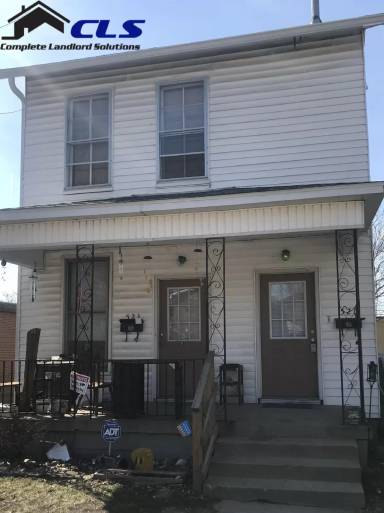 Main picture of 521 S 4th St