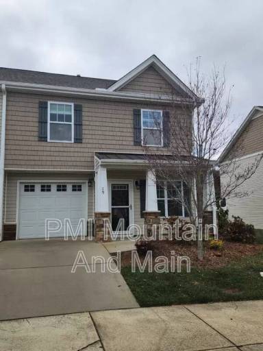 Main picture of 19 Barnett Shoals Dr