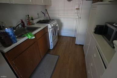 Main picture of 2045 Commonwealth Ave