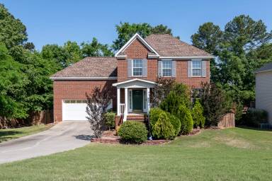 Main picture of 803 Bell Springs Ct