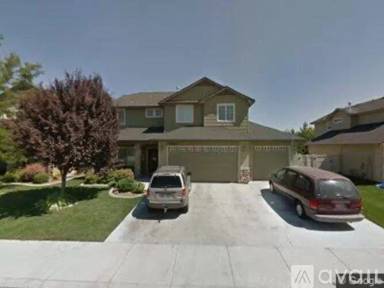 Main picture of 5262 N Toscana Ave