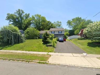 Main picture of 796 W Bristol Rd