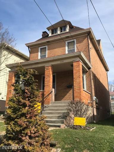 Main picture of 220 Park Ave