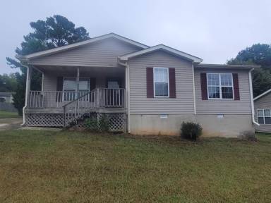 Main picture of 3104 Sonya Dr NW