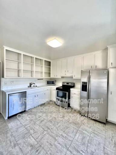 Main picture of 1547 Stanford St