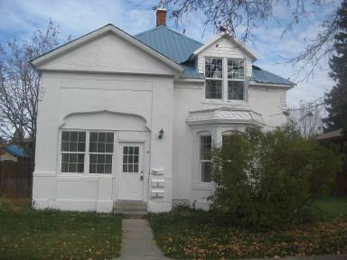 Main picture of 217 W 1st N